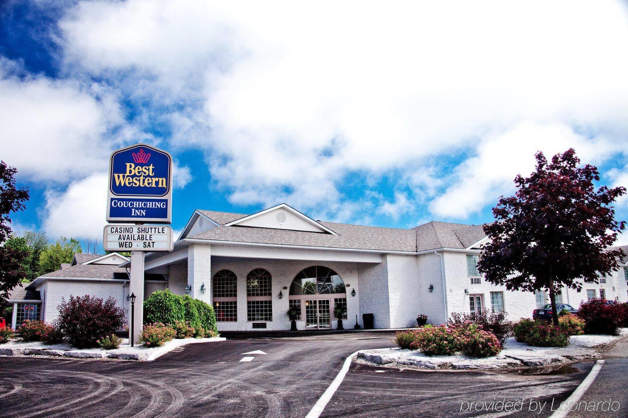 Best Western Plus Orillia Hotel Экстерьер фото